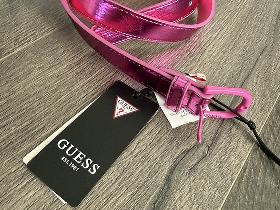 Uus Guess rihm s 100cm poes 53.-