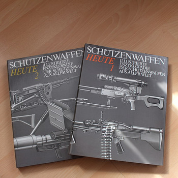 "Schützenwaffen Heute 1" ja "Schützenwaffen Heute 2"