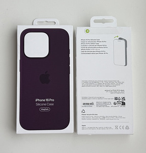 Apple iPhone 16 Pro Silicone Case with Magsafe (3 фото из 10)