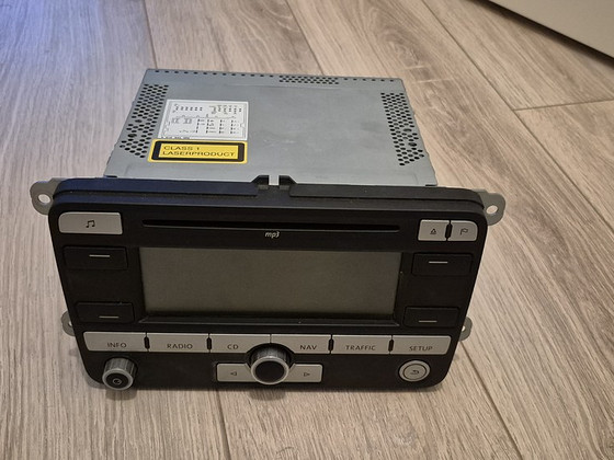 VW Passat B6 Radio