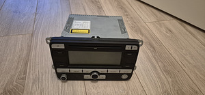Радио VW Passat B6 (1 фото из 2)