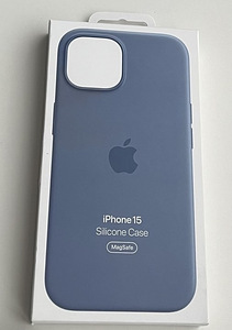 Apple iPhone 15 Silicone Case with Magsafe (4 фото из 4)