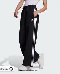 Костюм Adidas (2 фото из 2)