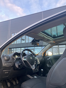 Alfa Romeo MiTo 2011 (4 фото из 9)