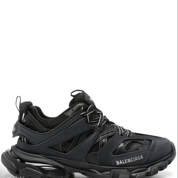 Balenciaga track