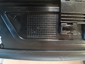BMW F10 ja F11 lävepaku liistud (3 foto / 3)