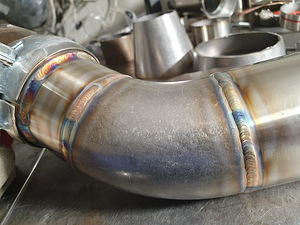 Downpipe для Mercedes w211 + om648 / изготовление выхлопных (2 фото из 8)
