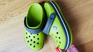 Crocs (2 фото из 4)