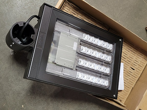 LED уличный светильник VFL530, 72W (4 фото из 4)