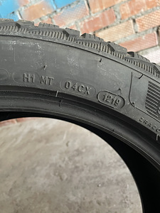 Michelin 225/45 r18 (3 фото из 3)