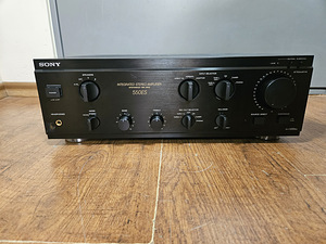 Sony TA-F550ES Integrated Stereo Amplifier  (1 foto / 4)