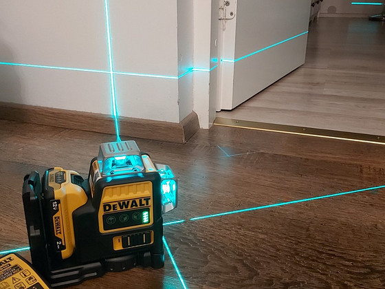 ЛАЗЕР, ЛАЗЕРНЫЙ УРОВЕНЬ DEWALT DW089LG 3X360