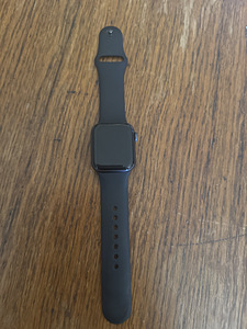 Apple Watch Series 5 (3 foto / 5)