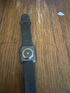 Apple Watch Series 5 (5 foto / 5)