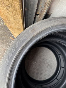 245/40/20 Pirelli suverehvid 4mm (3tk) (2 foto / 4)