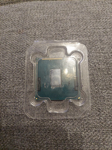 Intel Core i7-3610QM (2 фото из 2)