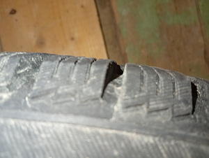 Nokian Hakkapeliitta M.S. 255/70R16 T (4 foto / 8)