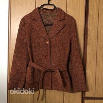 Roosakirju jakk-mantel voodril, vööga. Uueväärne!