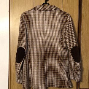 Stiilne naiste pintsak-mantel voodril, 100% Virgin Wool (1 foto / 3)
