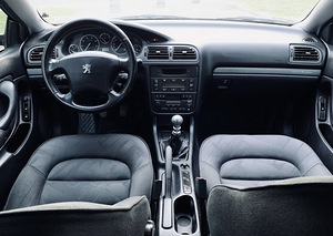 Peugeot 406 Coupe Pininfarina (8 фото из 13)