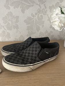 Vans р.39 (2 фото из 2)