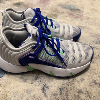 Кроссовки Adidas размер 40