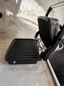 Elektrigrill Masterpro (1 foto / 3)