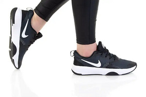 Женские кроссовки Nike (1 фото из 2)