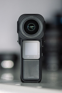 Insta360 RS1 360 kaamera (2 foto / 3)