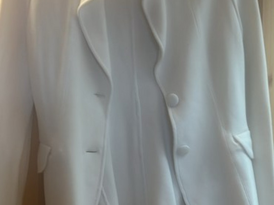 Новый жакет с кружевом Armani
