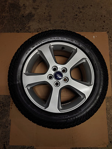Шины Ford 235 55 17 Диски E7.5J x17H2 ET55 Датчики давления (1 фото из 10)