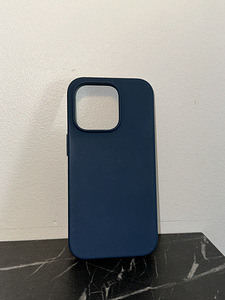 Кожаный чехол для телефона iPhone 14 pro (2 фото из 3)