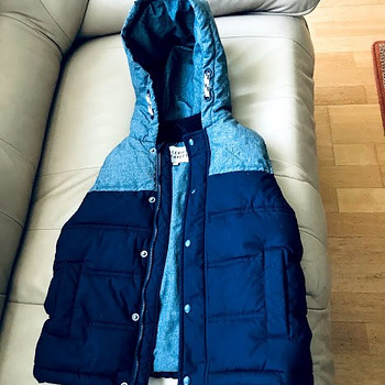 Soojustatud vest poistele vanuses 4-6 aastat