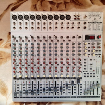 Բեռինջեռ behringer eurorack ub 2442fx-pro
