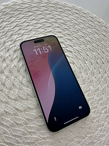 iPhone 15+ (2 фото из 3)