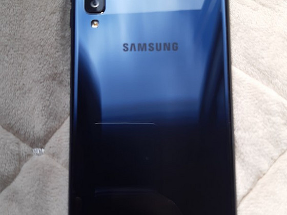 Samsung Galaxy A7 (2018), 64 GB