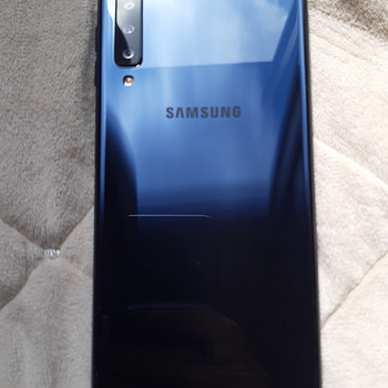 Samsung Galaxy A7 (2018), 64 ГБ