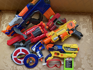 NERF оригинал (1 фото из 4)