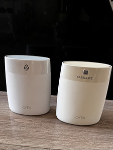 Netgear RBR50 — Orbi AC3000 Tri-band WiFi маршрутизатор MESH (1 фото из 1)