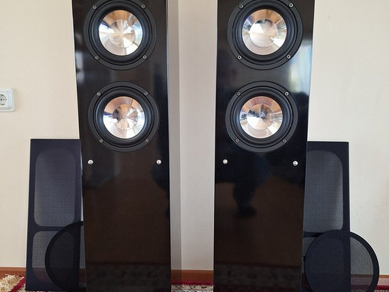 Kirsch Prodigy K702