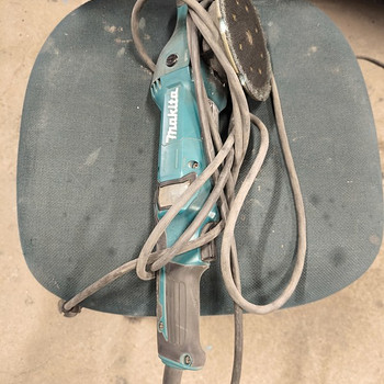 Полировальная машинка Makita po6000c