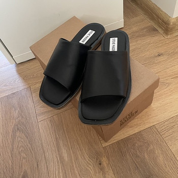 Новые шлепанцы Steve Madden 37