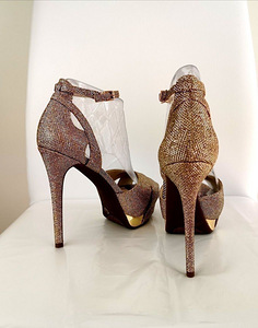 Новые! Туфли на каблуке Jessica Simpson 38 (2 фото из 3)