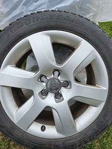 Good year 215/55 R17 (1 фото из 3)