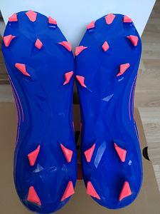 Adidas Predator Pro paeltega jalgpallisaapad, suurus 44,5 (2 foto / 3)