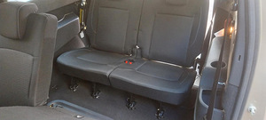 Dacia Lodgi 2020 (14 фото из 15)