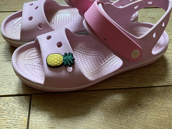 Crocs sandaalid, suurus J2 (33-34)