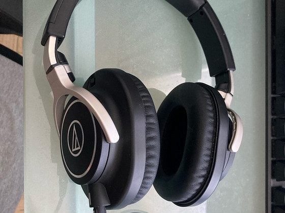 Малоиспользованные наушники ATH-M70x