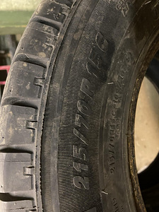MICHELIN AGILIS 215/70R15C (2 фото из 3)