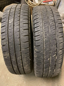 MICHELIN AGILIS 215/70R15C (3 фото из 3)